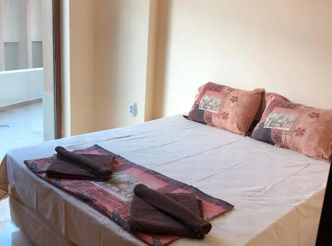 апартамент-плажна улица Апартаменты *